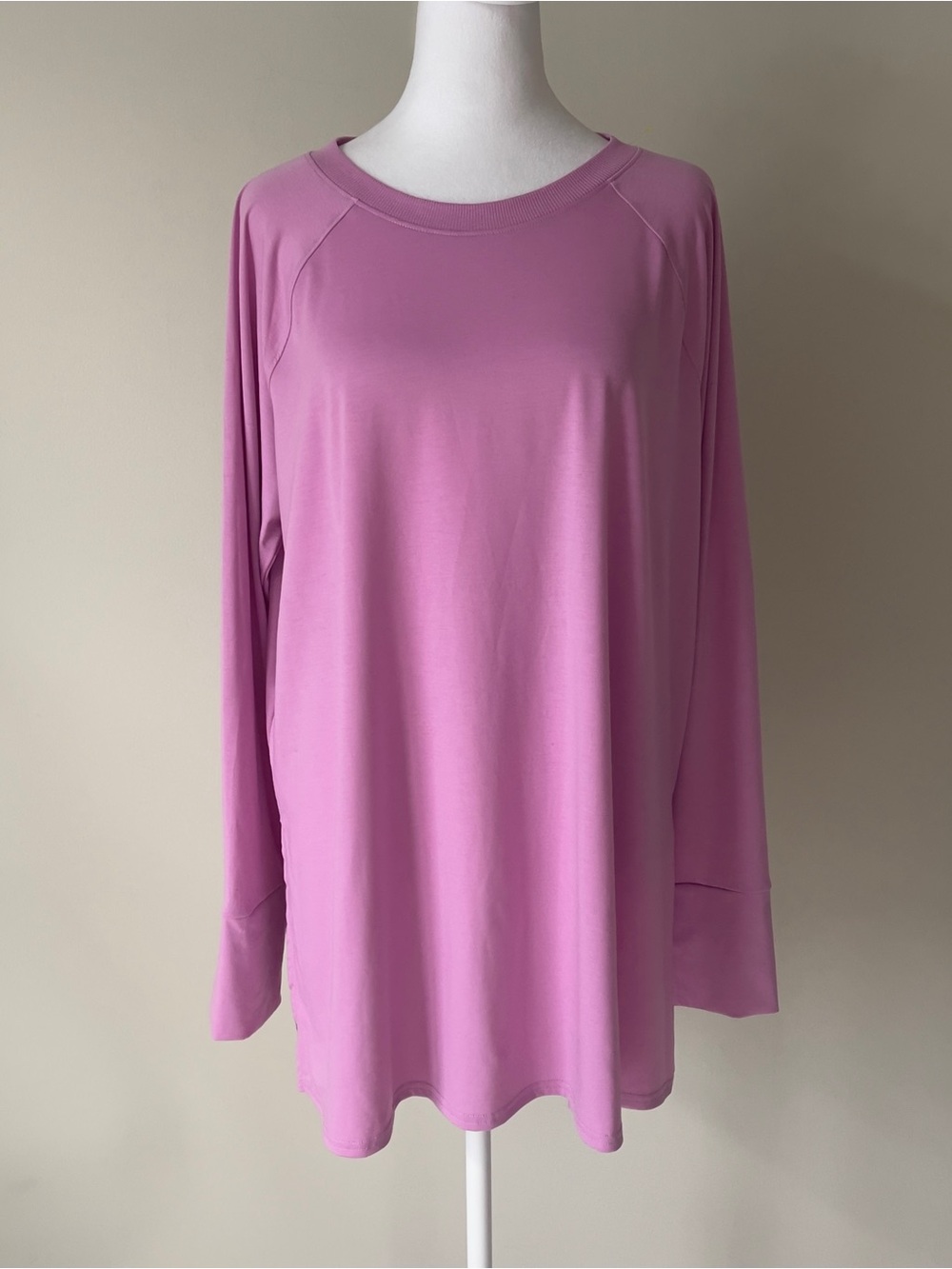 Tek Gear pink Women’ s long-sleeve crewneck activewear Women's Top NWT Size XL